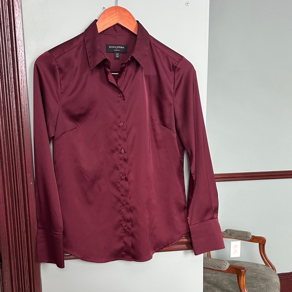 Banana Republic Burgundy Blouse